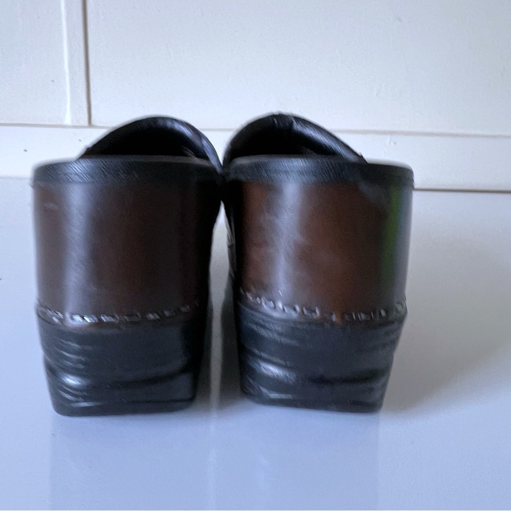 Dansko Brown Leather Clogs Comfort Casual Career Professional Orthopedic SZ 38 - Picture 6 of 15